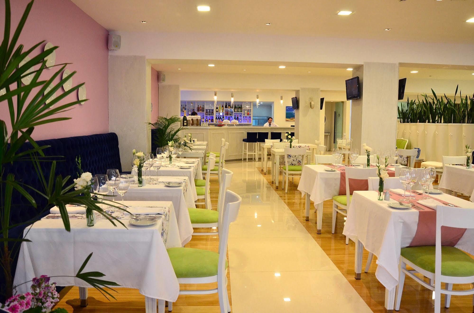 Le Parc Hotel & Suite Villa María 외부 사진